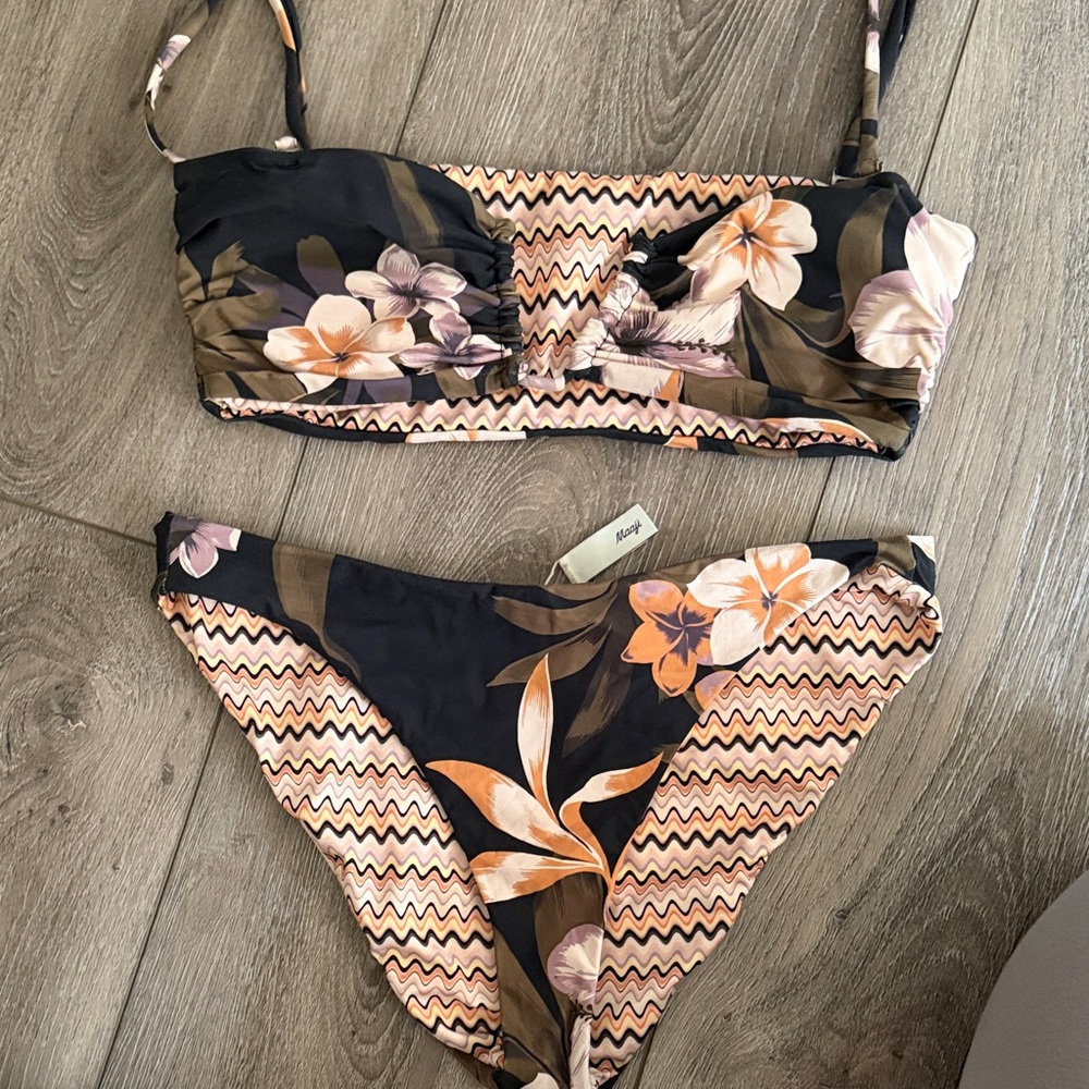 Floral Bikini Set with Zigzag Pattern